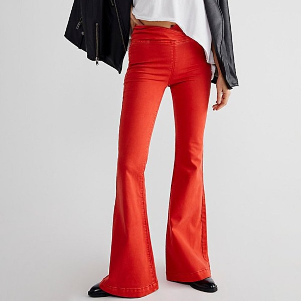 NWOT Venice Beach Flare Jeans Molten Lava